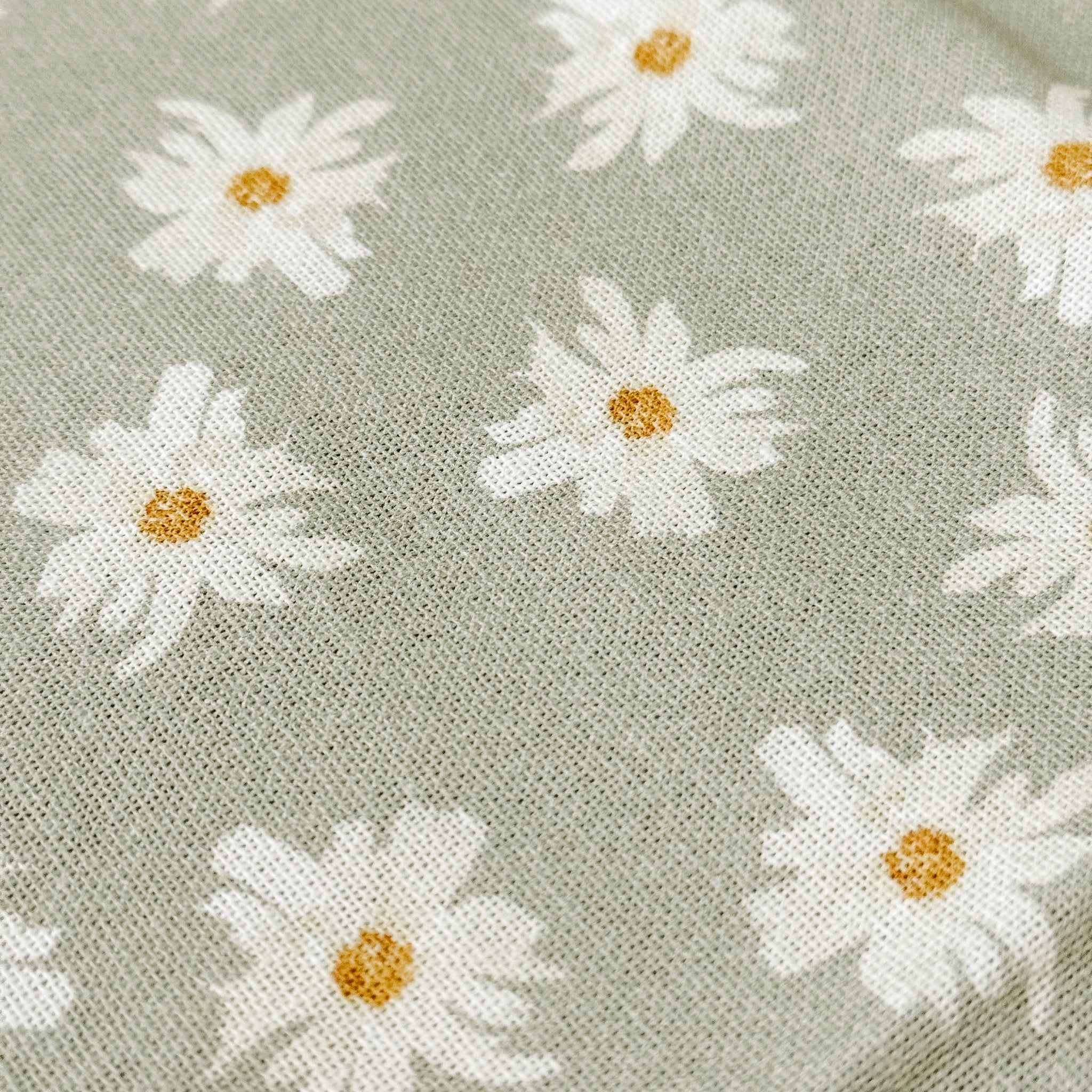 "Vintage Daisies" Tea Towel